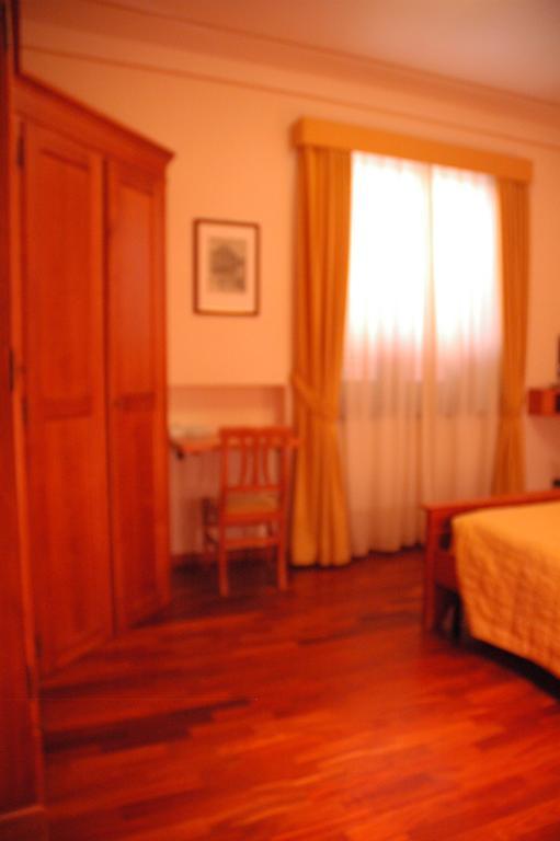 Hotel Rutiliano П'єнца Номер фото