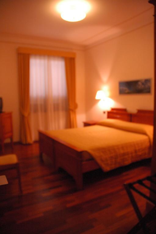 Hotel Rutiliano П'єнца Номер фото